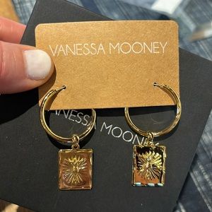 Vanessa Mooney hoop charm earrings NWT